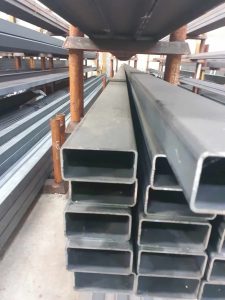 pied de table acier pour table sur mesure